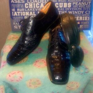 Black Stacy Adams Alligator Print shoes and belt